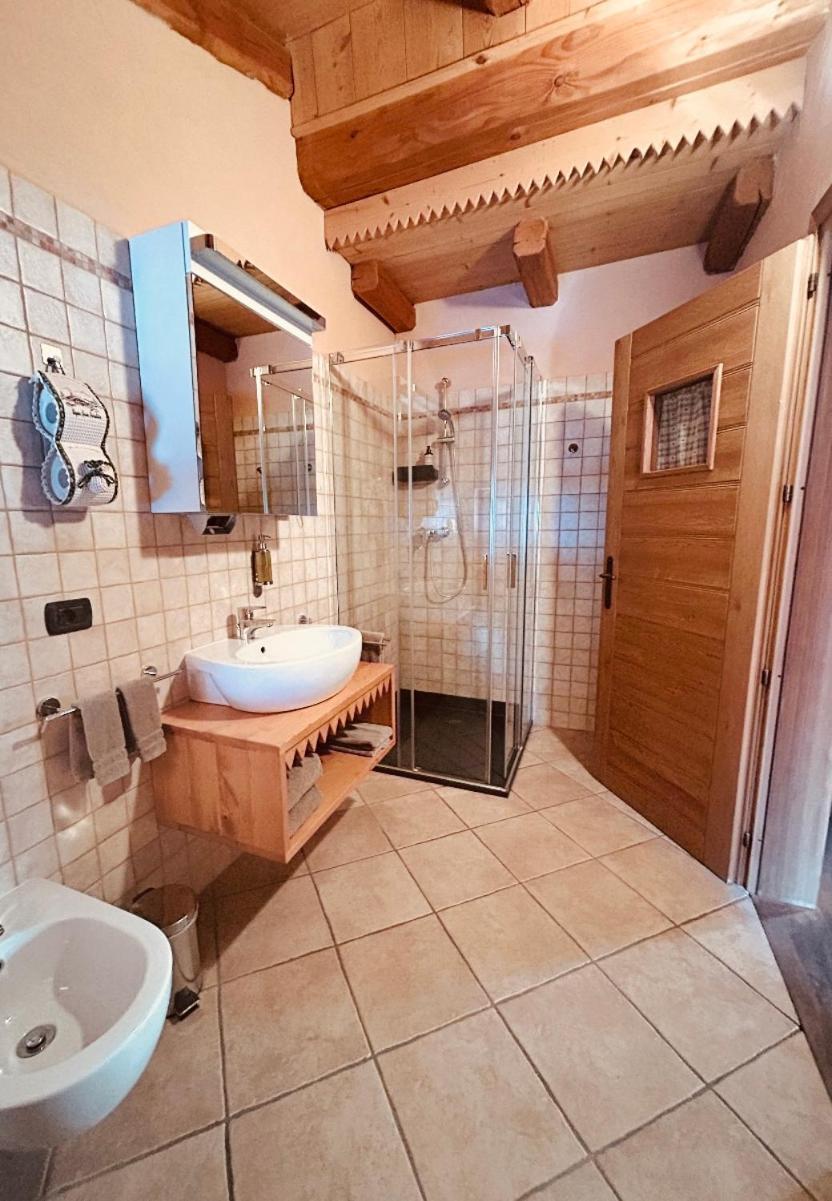 Hibou Chambres - Cogne Ruang foto