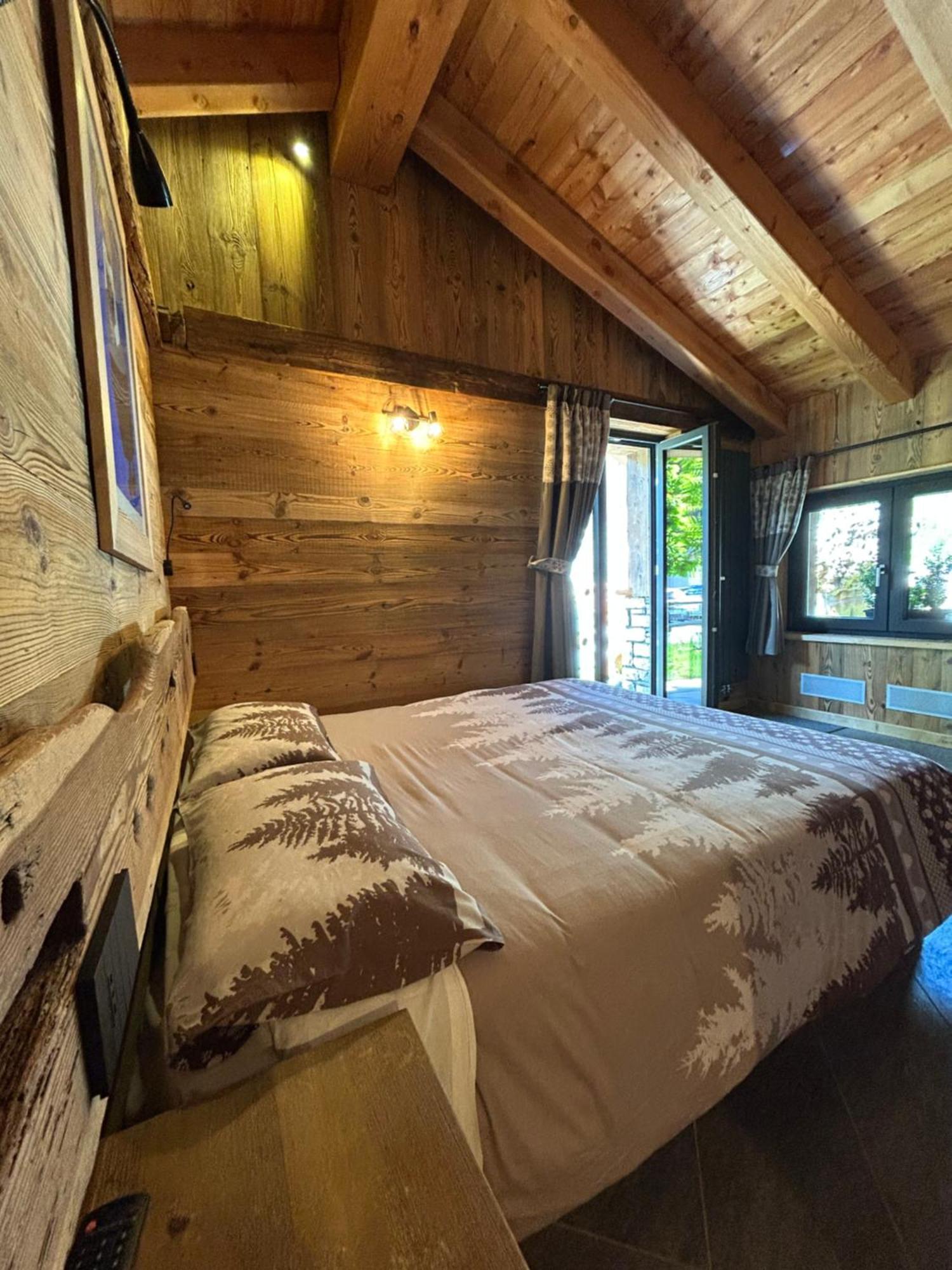 Hibou Chambres - Cogne Bagian luar foto