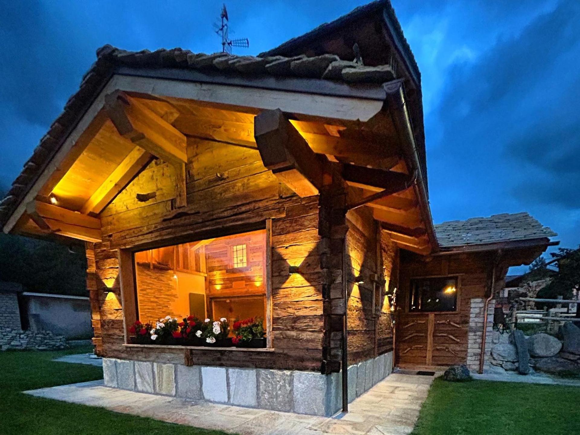 Hibou Chambres - Cogne Bagian luar foto