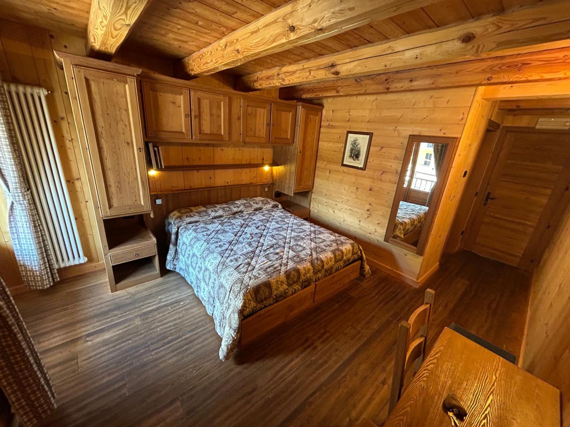 Hibou Chambres - Cogne Bagian luar foto