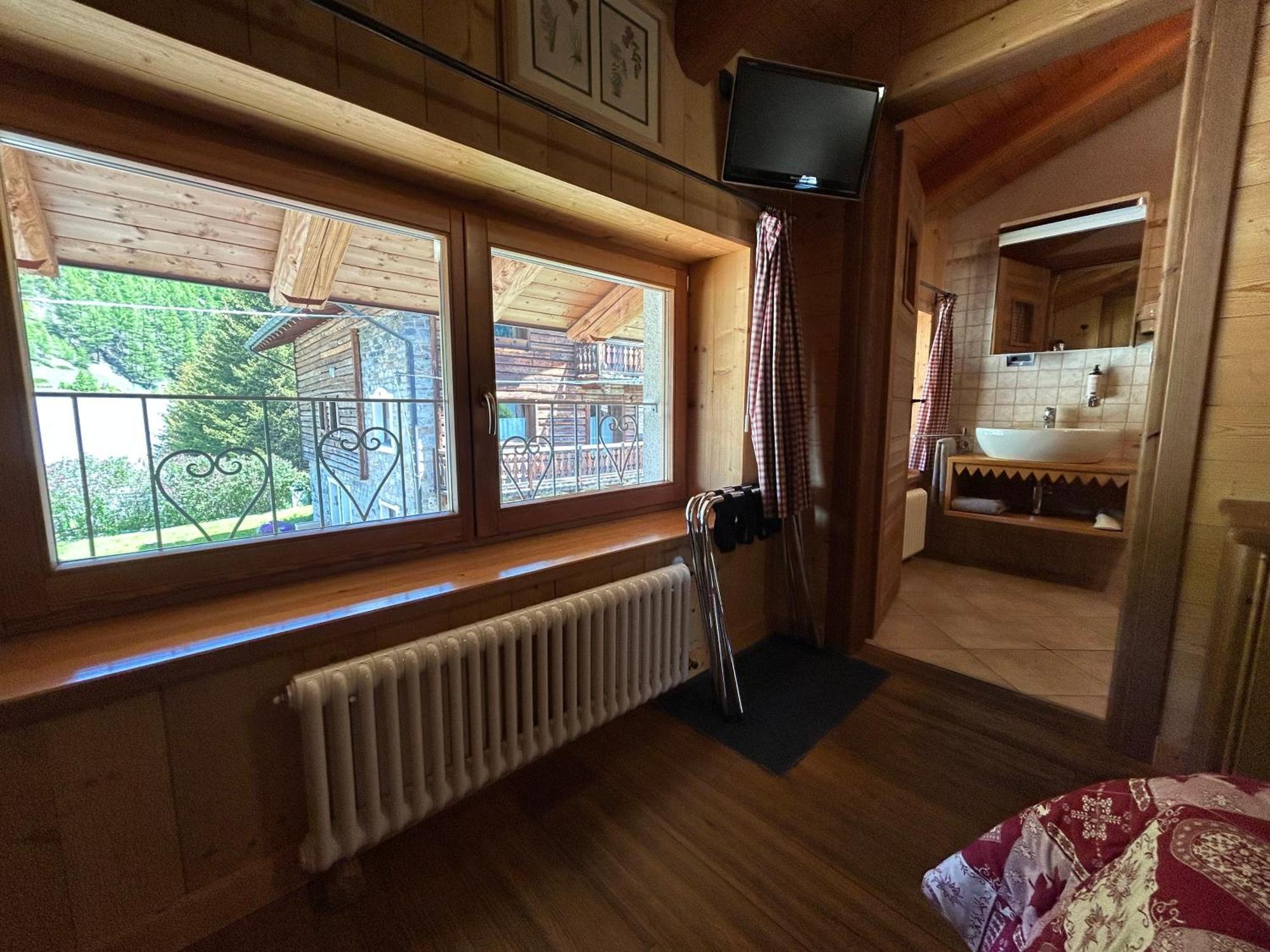 Hibou Chambres - Cogne Bagian luar foto